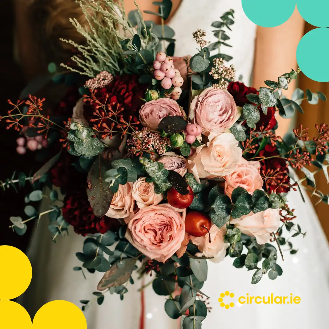 Wedding flowers for a circular celebration